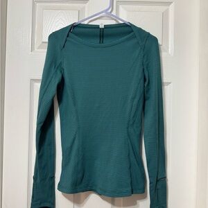 Lululemon kanto catch me long sleeve size 4 vguc
